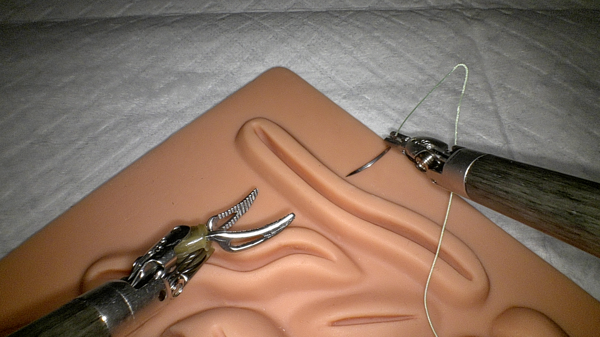 Custom chip-on-tip endoscope sample frame